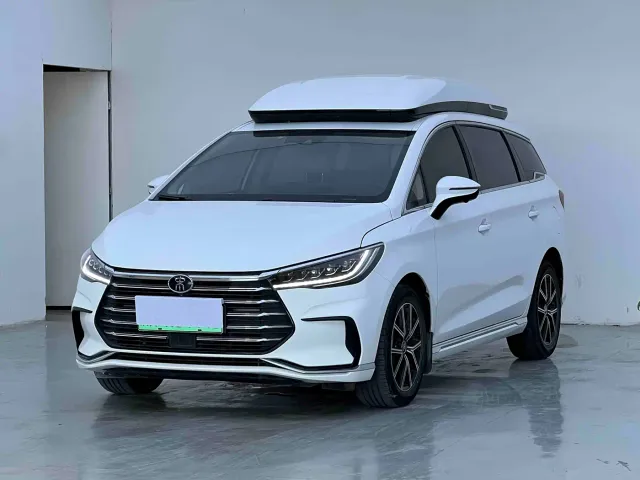 Фотография автомобиля — BYD Song MAX