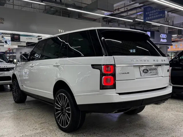 Land Rover Range Rover — Фото автомобиля 12