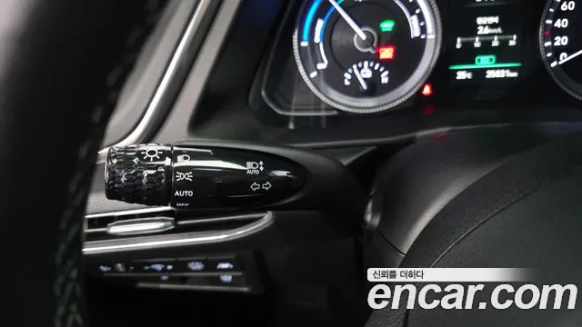 Hyundai Sonata — Фото автомобиля 29