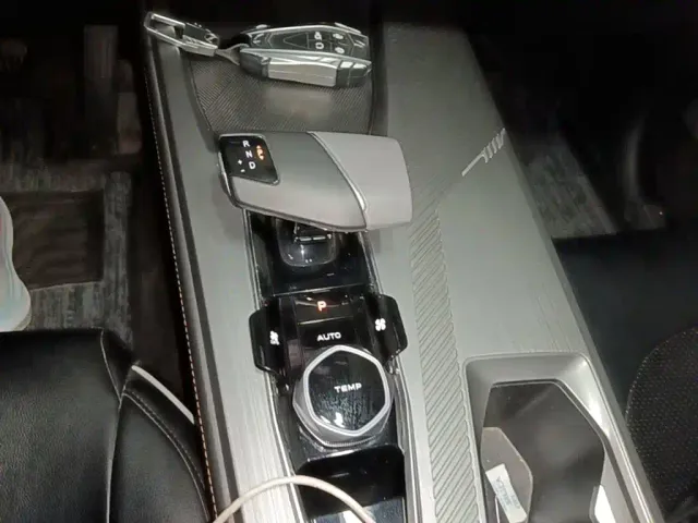 Changan Z6 — Фото автомобиля 13