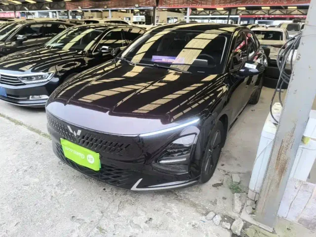 Фотография автомобиля — Wuling Starlight