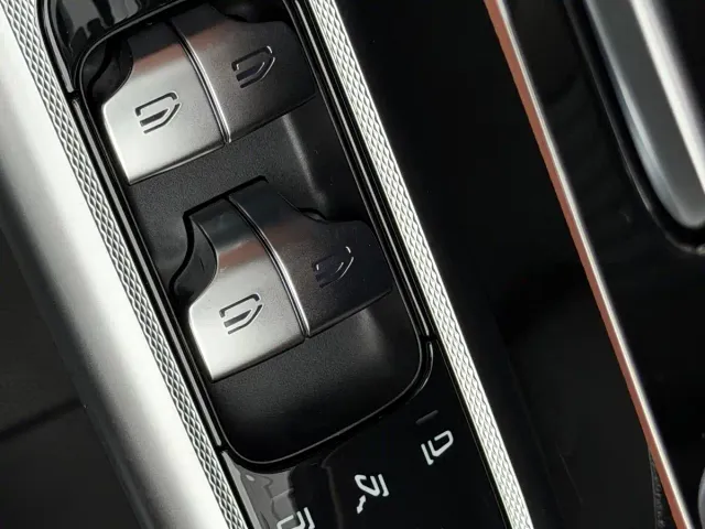 Mercedes-Benz GLC-Class — Фото автомобиля 17