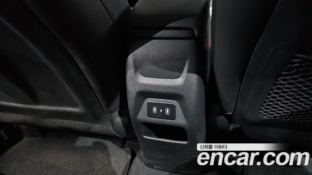 Hyundai Venue Venue 1.6 Premium — Фото автомобиля 30