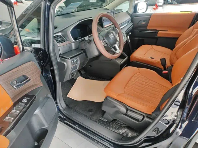 Honda Odyssey — Фото автомобиля 14
