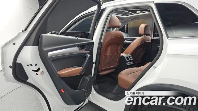 Audi Q5 40 TDI quattro — Фото автомобиля 12