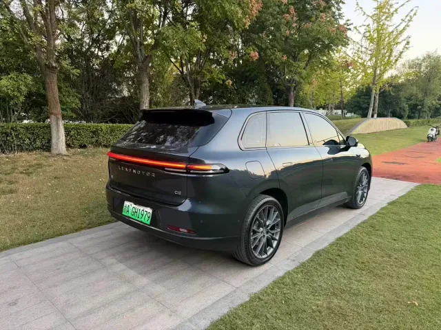 Leapmotor C10 — Фото автомобиля 6