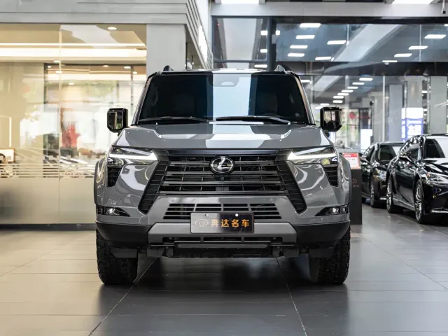 Lexus GX — Фото автомобиля 2
