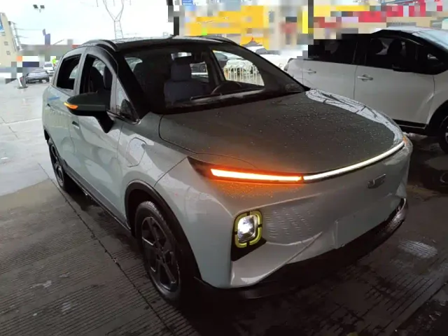 Geely Geometry E Firefly — Фото автомобиля 3