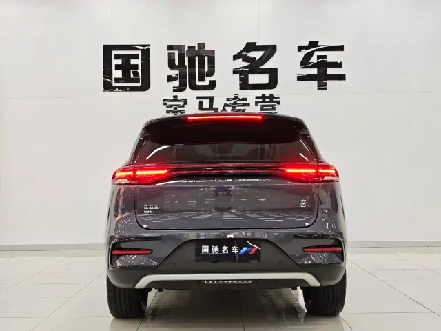 BYD Tang — Фото автомобиля 4