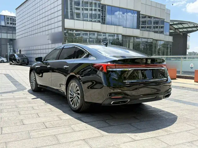Buick LaCrosse 2023 28T Premium Edition — Фото автомобиля 9