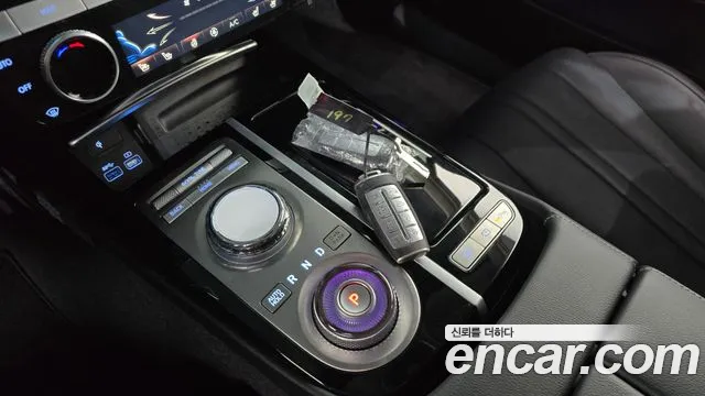Genesis G80 Бензин 2.5 турбо AWD — Фото автомобиля 9