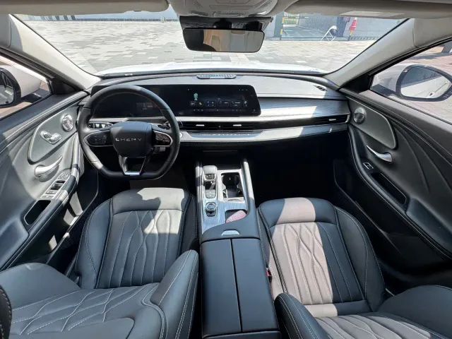Chery Arrizo 8 — Фото автомобиля 9