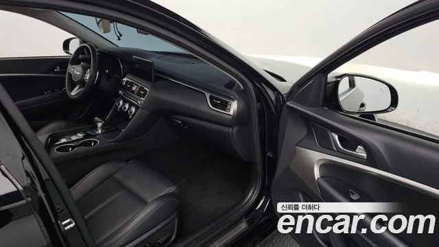 Genesis G70 — Фото автомобиля 15