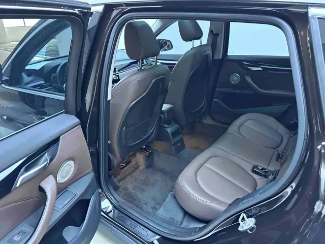 BMW BMW X1 2021 Facelift sDrive20Li Fashion — Фото автомобиля 10