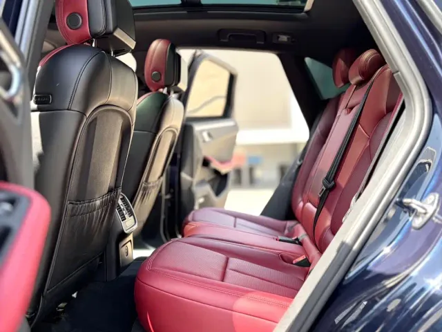 Porsche Macan — Фото автомобиля 11