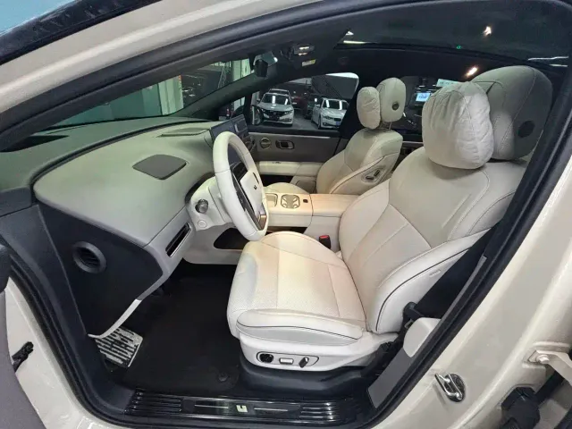 Li Auto i6 — Фото автомобиля 12