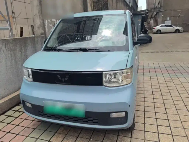 Wuling Hongguang Mini EV — Фото автомобиля 2