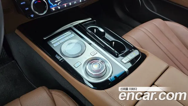 Genesis G80 RG3 — Фото автомобиля 9