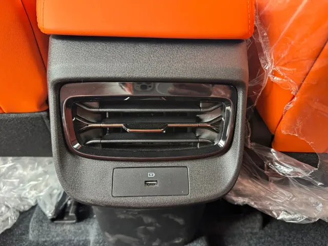 Dongfeng Fengshen L7 — Фото автомобиля 10