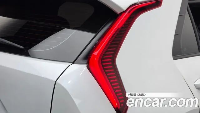 Kia Niro The All New — Фото автомобиля 8