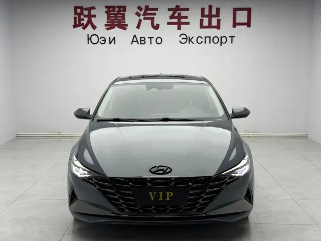 Hyundai Elantra — Фото автомобиля 2