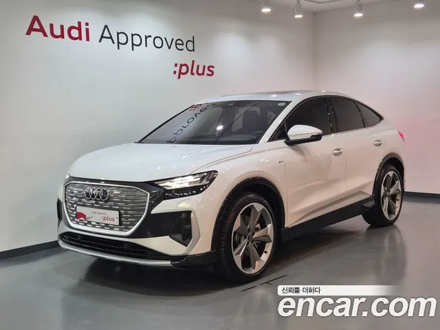 Фотография автомобиля — Audi Q4 e-tron F4