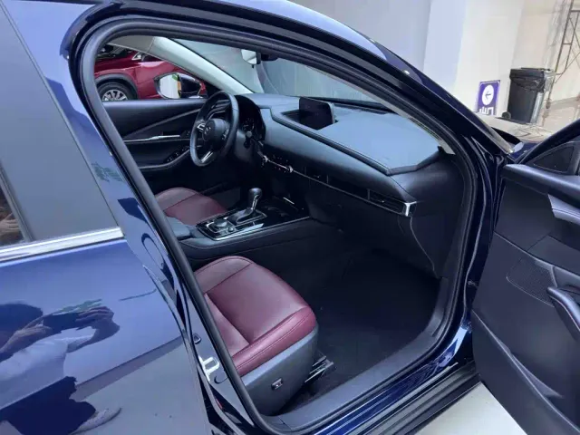 Mazda CX-30 — Фото автомобиля 11