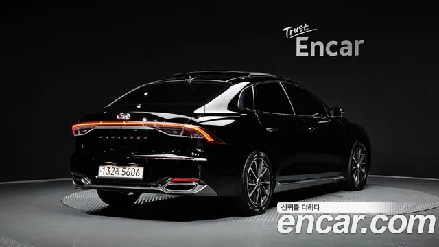 Фотография автомобиля — Hyundai Grandeur Grandeur (New)