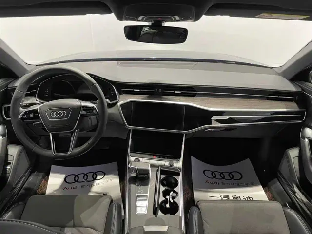 Audi A6L — Фото автомобиля 7