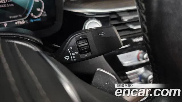 BMW 5 Series G30 — Фото автомобиля 27