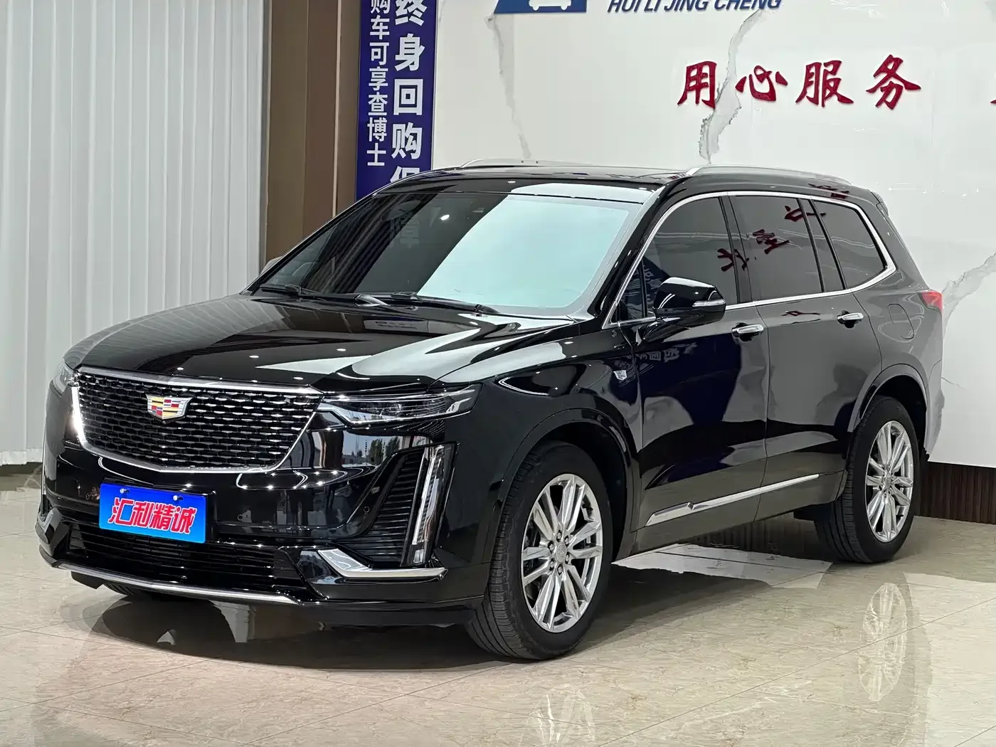 Фотография автомобиля — Cadillac Cadillac XT6