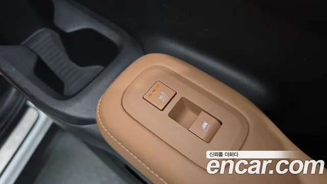 Hyundai Santa Fe MX5 — Фото автомобиля 28
