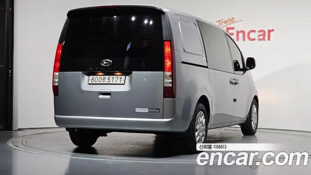 Hyundai Staria Staria Карго 5 мест — Фото автомобиля 2