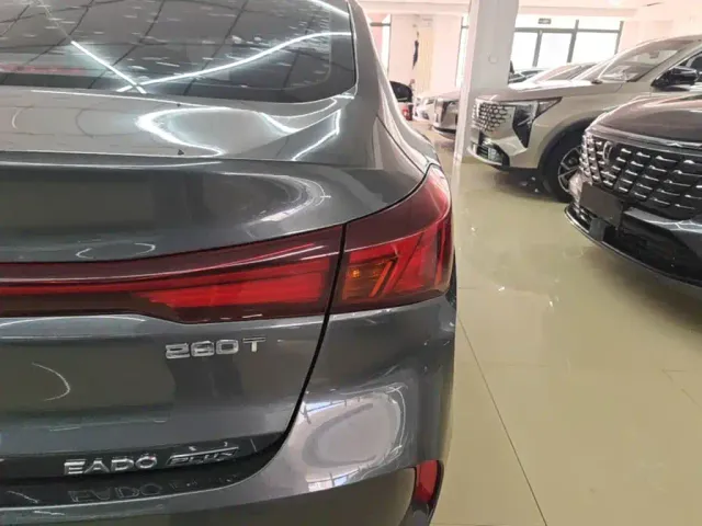 Changan Eado — Фото автомобиля 7