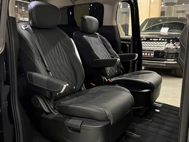 Maxus G90 — Фото автомобиля 20