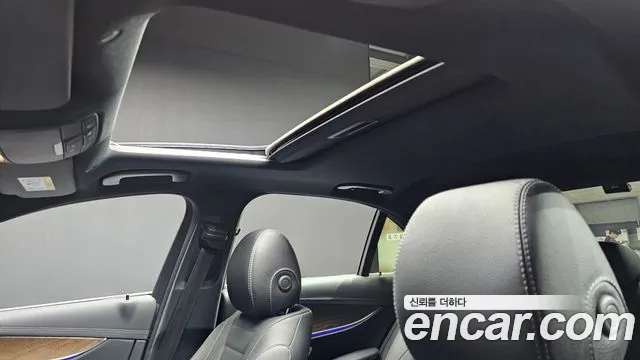 Mercedes-Benz E-Class — Фото автомобиля 19
