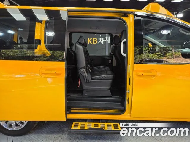 Hyundai Staria — Фото автомобиля 17
