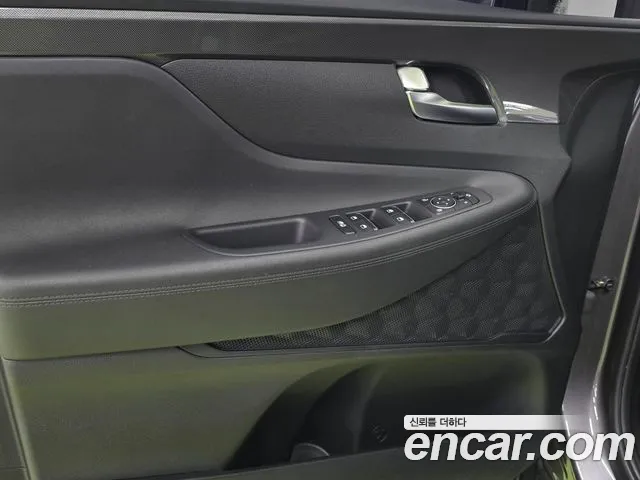 Hyundai Santafe Новый Santa Fe Дизель 2.2 4WD — Фото автомобиля 12