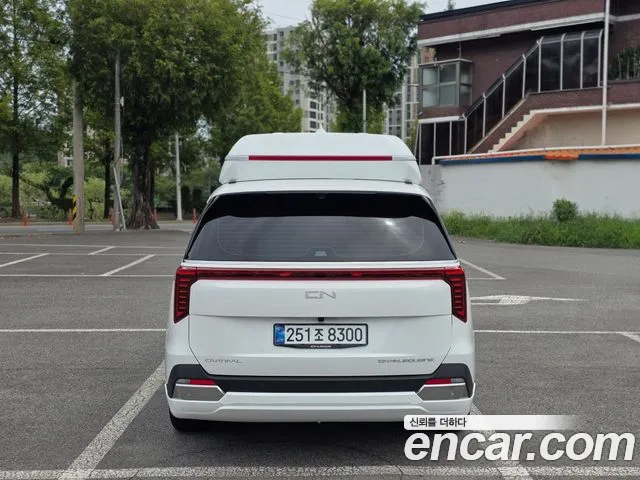 Kia Carnival Generation 4 — Фото автомобиля 4