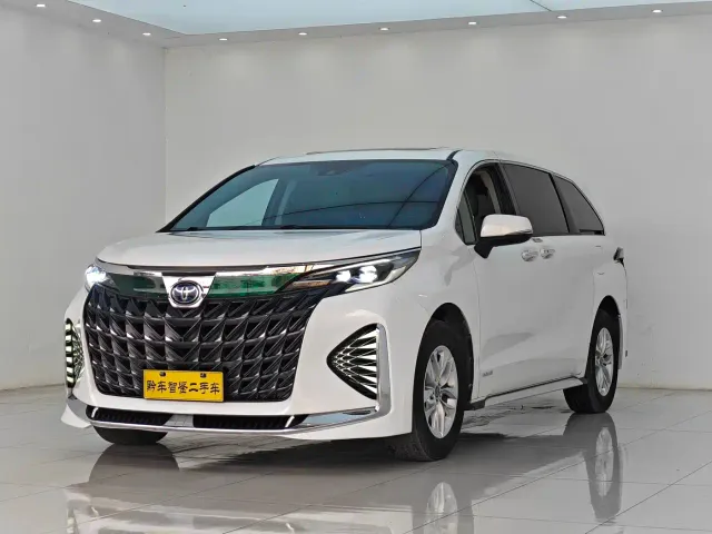 Фотография автомобиля — Toyota Granvia