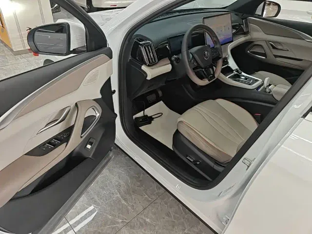 BYD Song Pro — Фото автомобиля 15