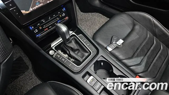 Volkswagen Arteon — Фото автомобиля 12