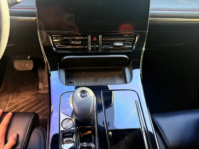 GAC Trumpchi M8 — Фото автомобиля 5