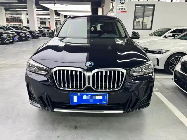 BMW X3 — Фото автомобиля 2