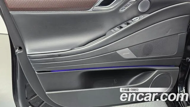 Genesis G80 Бензин 3.5 турбо AWD — Фото автомобиля 17