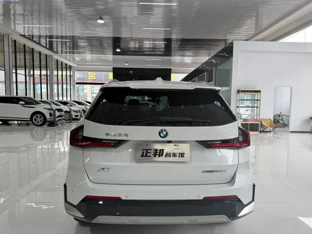 BMW X1 — Фото автомобиля 4