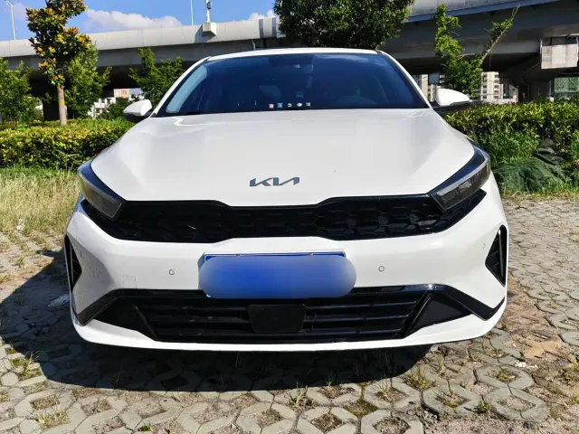 Kia K3 — Фото автомобиля 2