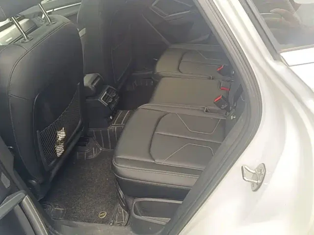 Audi Q3 — Фото автомобиля 16