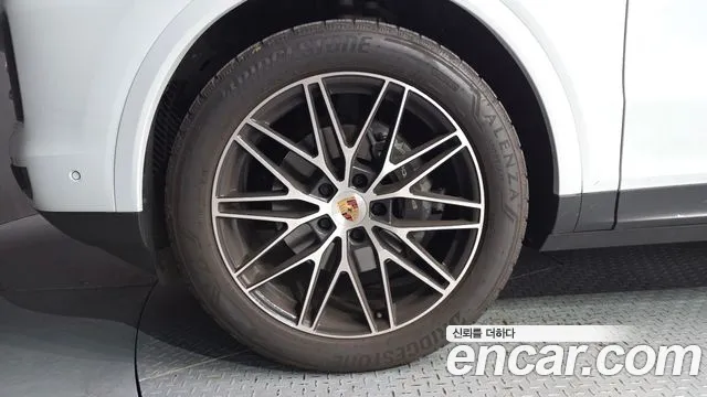 Porsche Cayenne PO536 — Фото автомобиля 5