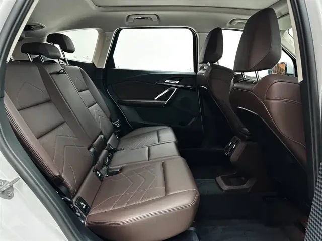 BMW X1 — Фото автомобиля 14